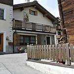 Baita Epi Cusini By Livigno Accomodation